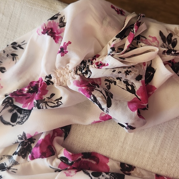 NWT Torrid 4X Blouse - Picture 6 of 9